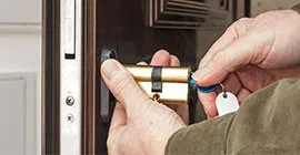 Universal Locksmith Store St Petersburg, FL 727-322-4076